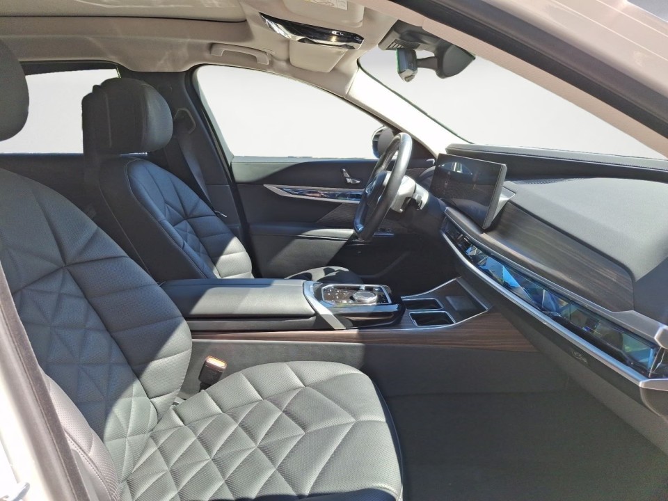 BMW i7 eDrive50 - foto 9