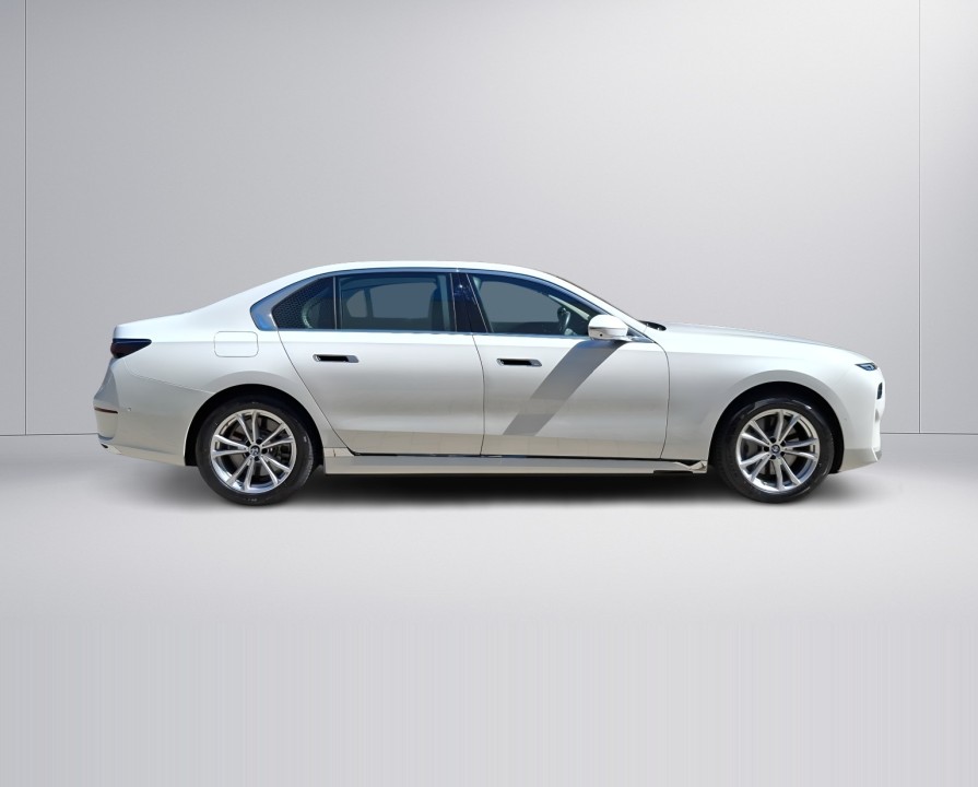 BMW i7 eDrive50 - foto 6