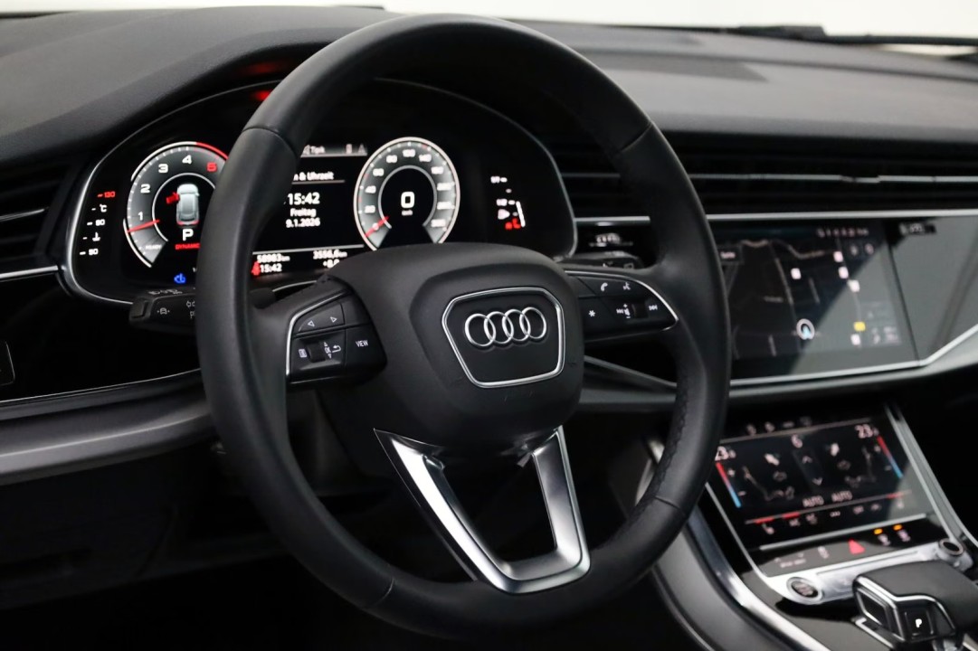 Audi Q8 55TFSI quattro tiptronic - foto 13