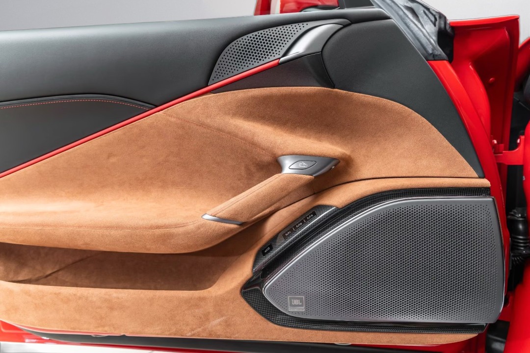 Ferrari Roma - foto 29