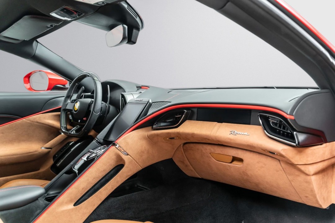 Ferrari Roma - foto 13