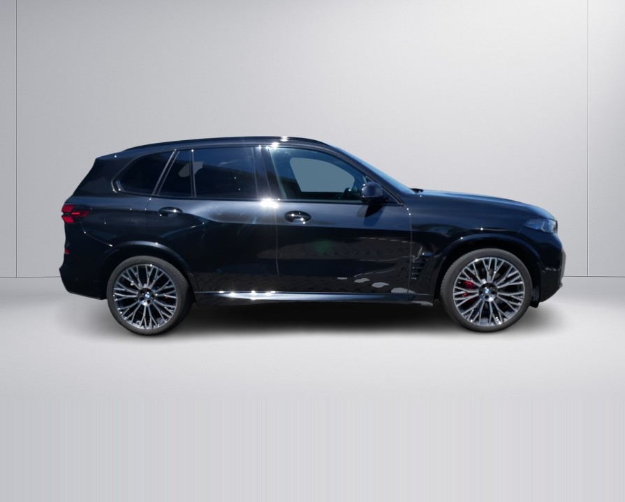 BMW X5 2023 — imagine 2