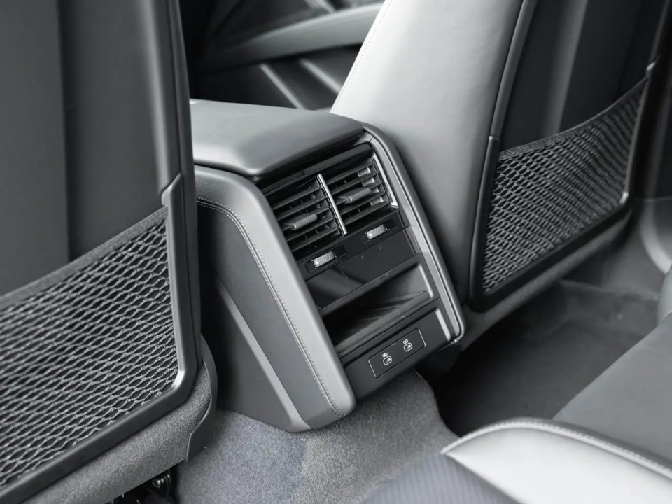 Porsche Cayenne - foto 19