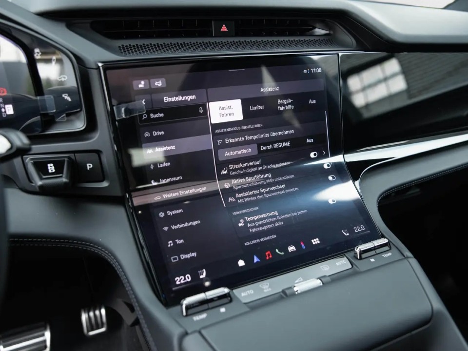 Porsche Cayenne - foto 16