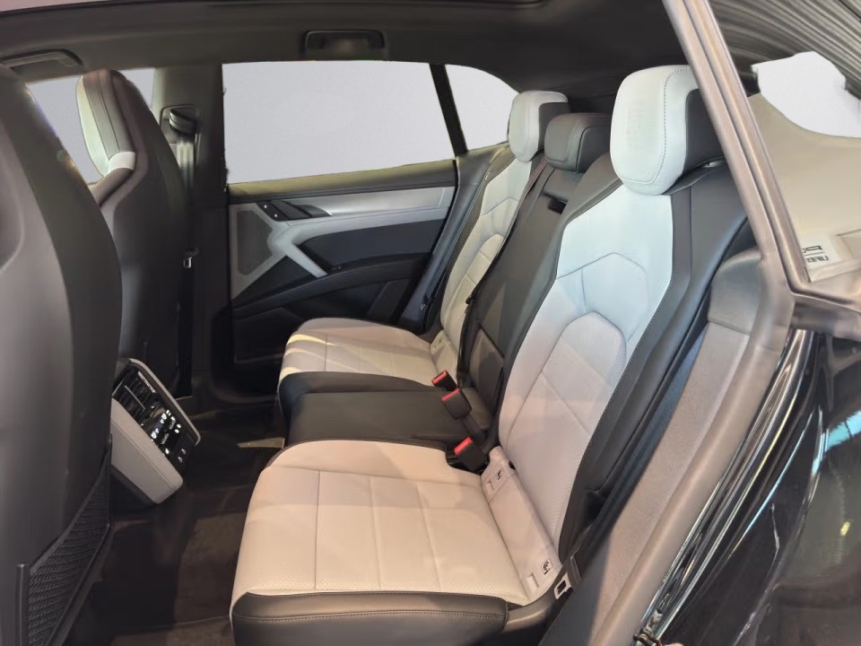 Porsche Cayenne - foto 11