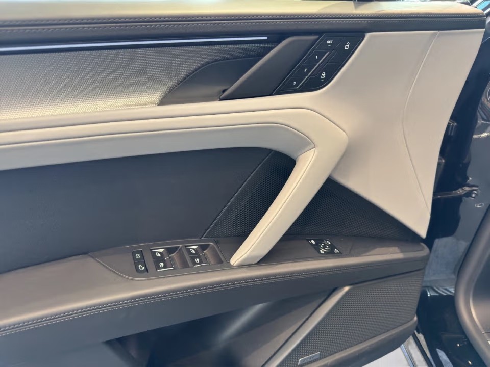 Porsche Cayenne - foto 20