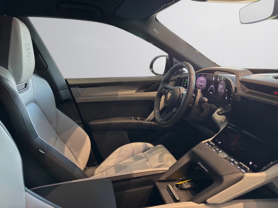 Porsche Cayenne - foto 12