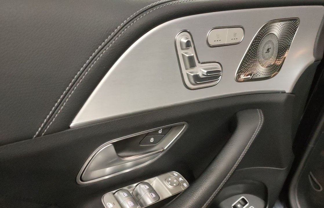 Mercedes-Benz GLE 350e 4MATIC AMG Line - foto 13