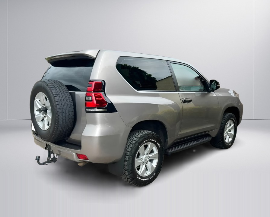TOYOTA Land Cruiser 2022 — imagine 2