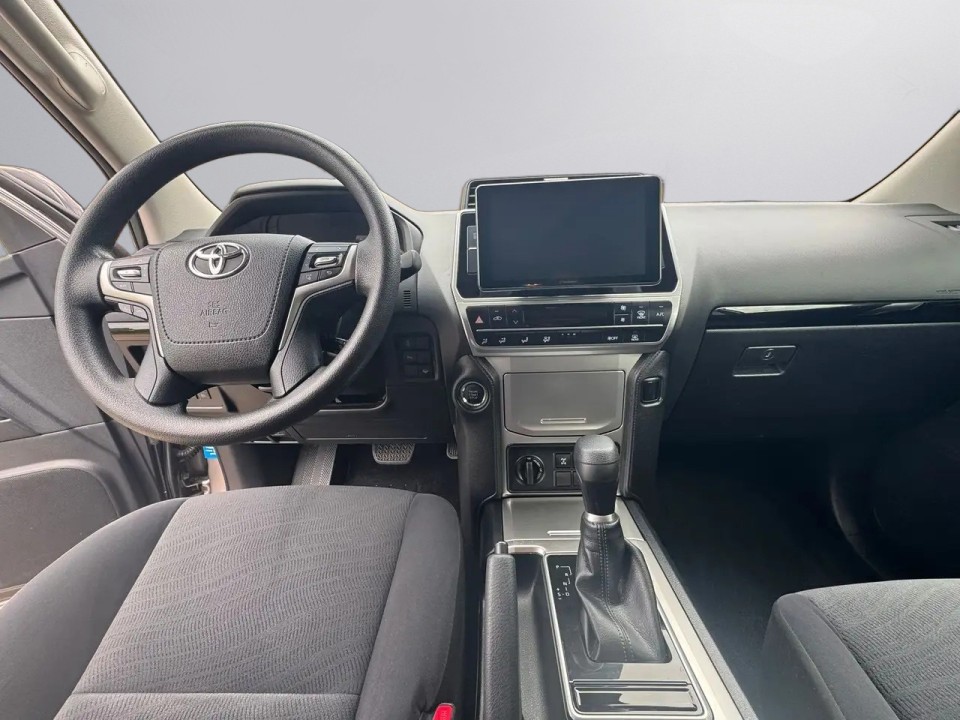 TOYOTA Land Cruiser 2022 — imagine 16