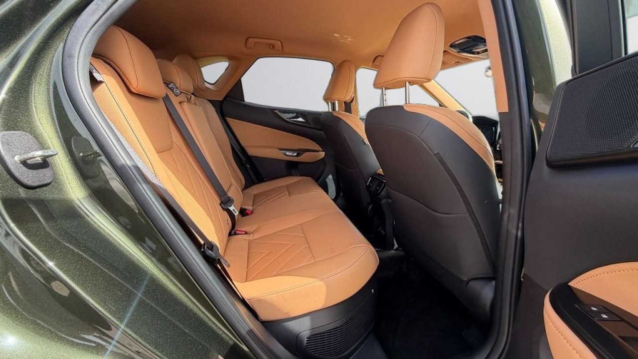 Lexus Seria NX 350h Prestige - foto 18