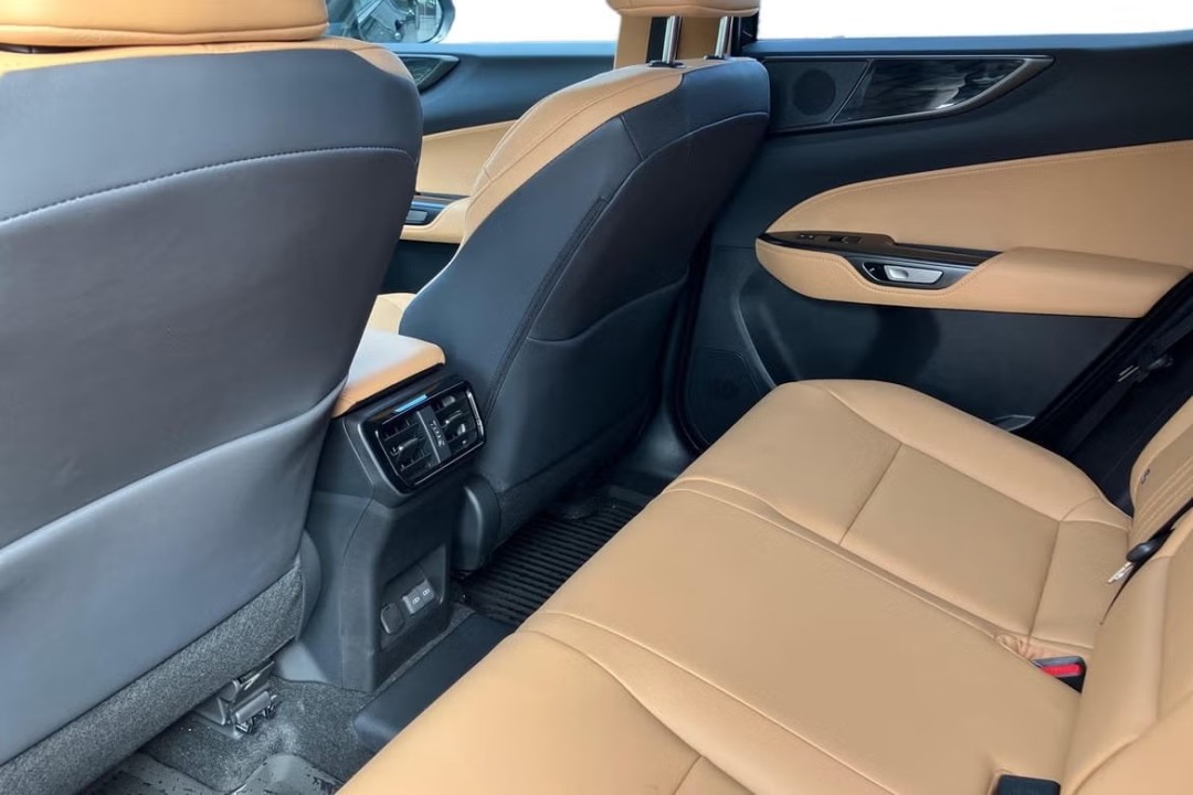 LEXUS NX 2025 — imagine 20
