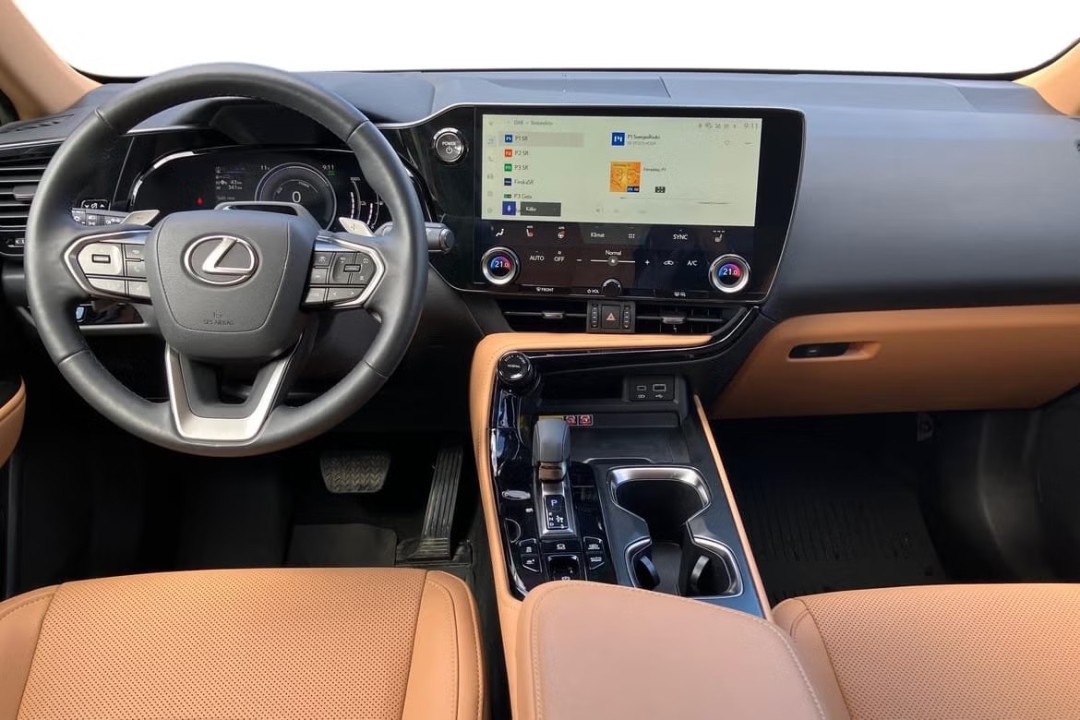 Lexus Seria NX 450h+ AWD Business Plus - foto 13
