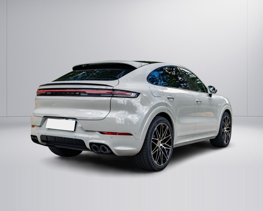 Porsche Cayenne Coupe E-Hybrid (2)
