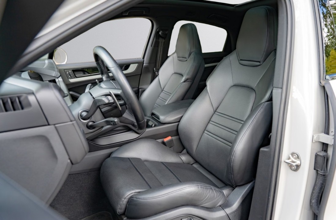Porsche Cayenne Coupe E-Hybrid - foto 10