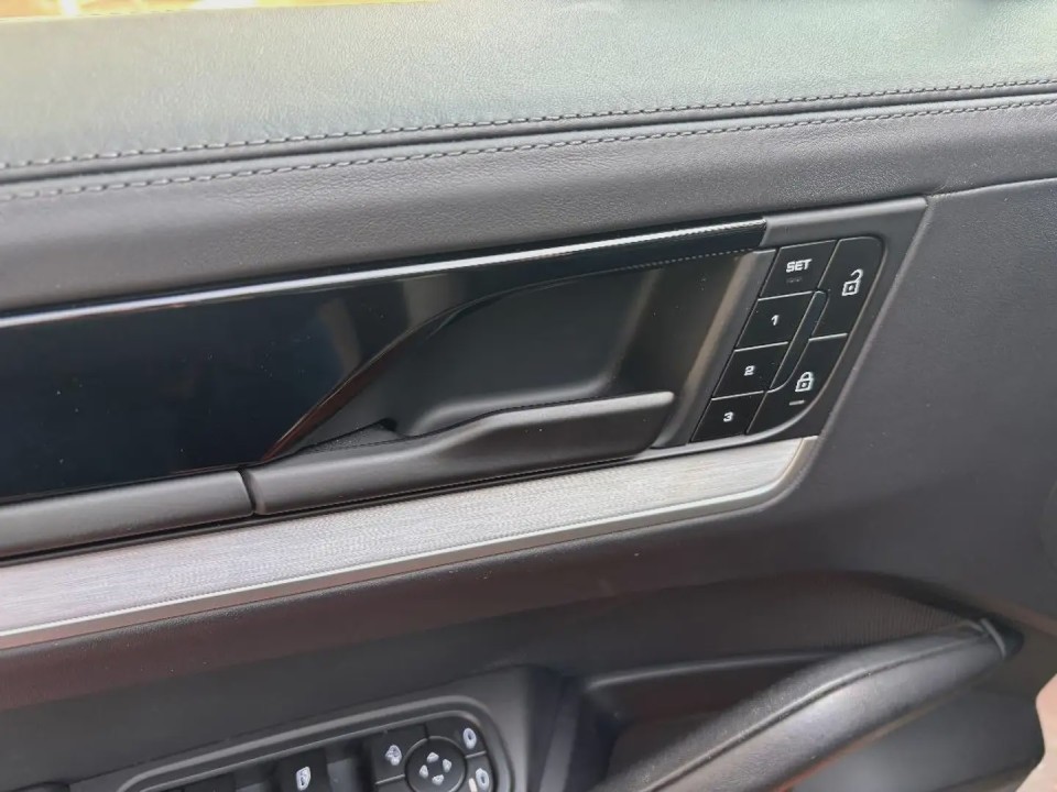Porsche Cayenne Coupe - foto 16