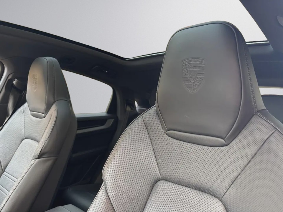 Porsche Cayenne Coupe - foto 10