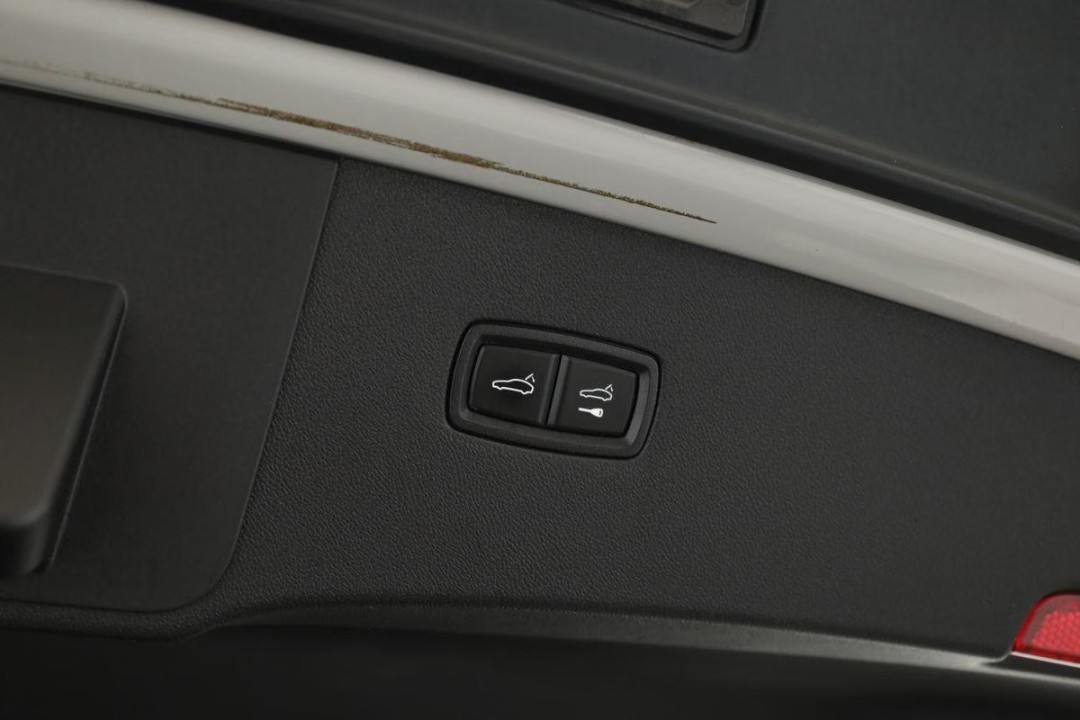Porsche Cayenne Coupe - foto 20