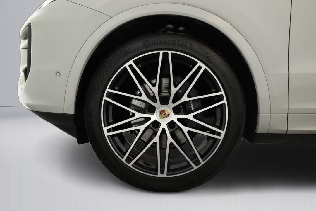 Porsche Cayenne Coupe - foto 27