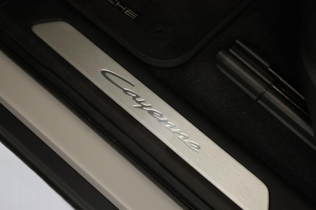 Porsche Cayenne Coupe - foto 19