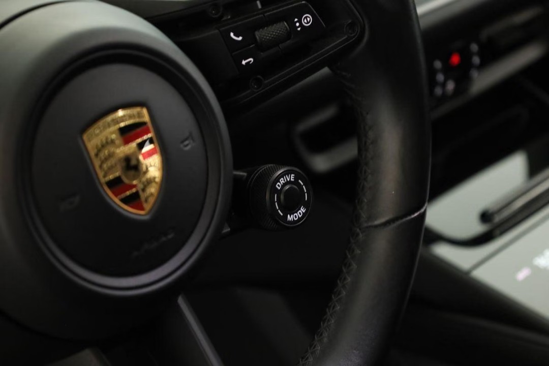 Porsche Cayenne Coupe - foto 14