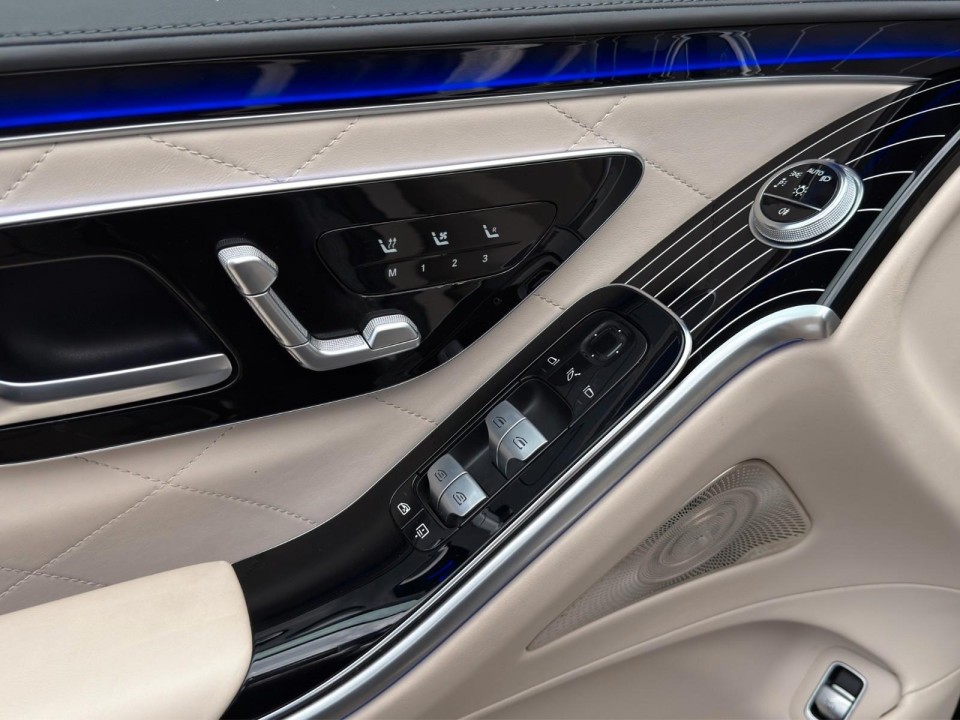 Mercedes-Benz S-Class Long 580 4MATIC AMG Line - foto 27