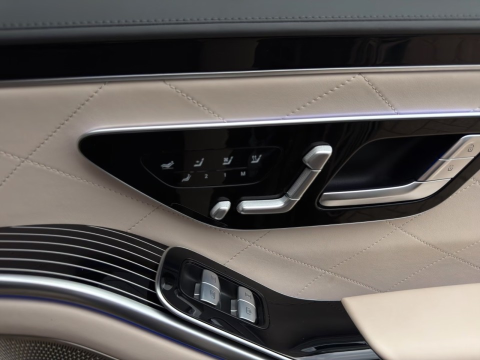 Mercedes-Benz S-Class Long 580 4MATIC AMG Line - foto 28
