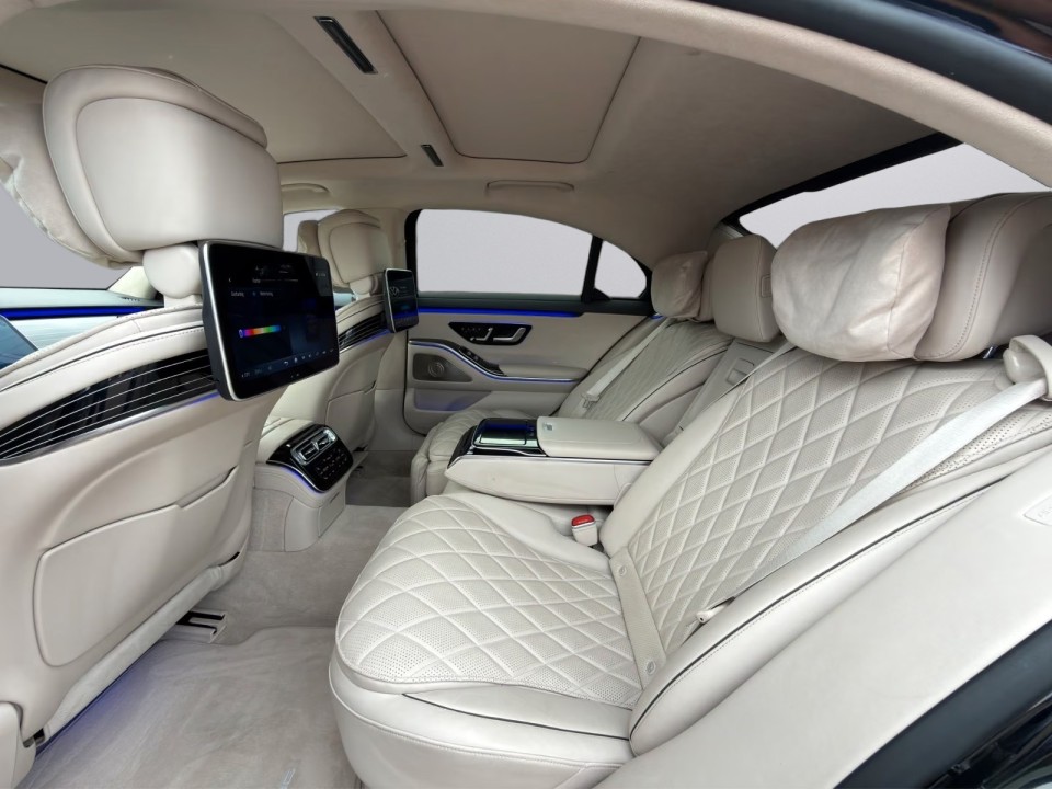 Mercedes-Benz S-Class Long 580 4MATIC AMG Line - foto 26