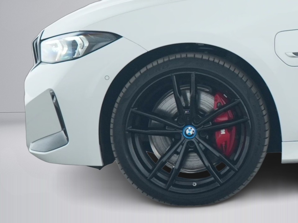 BMW Seria 3 320e M-Sport - foto 15