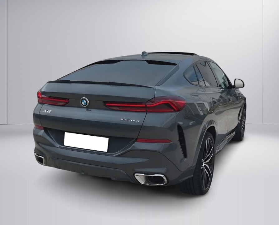 BMW X6 40i xDrive M-Sport (3)