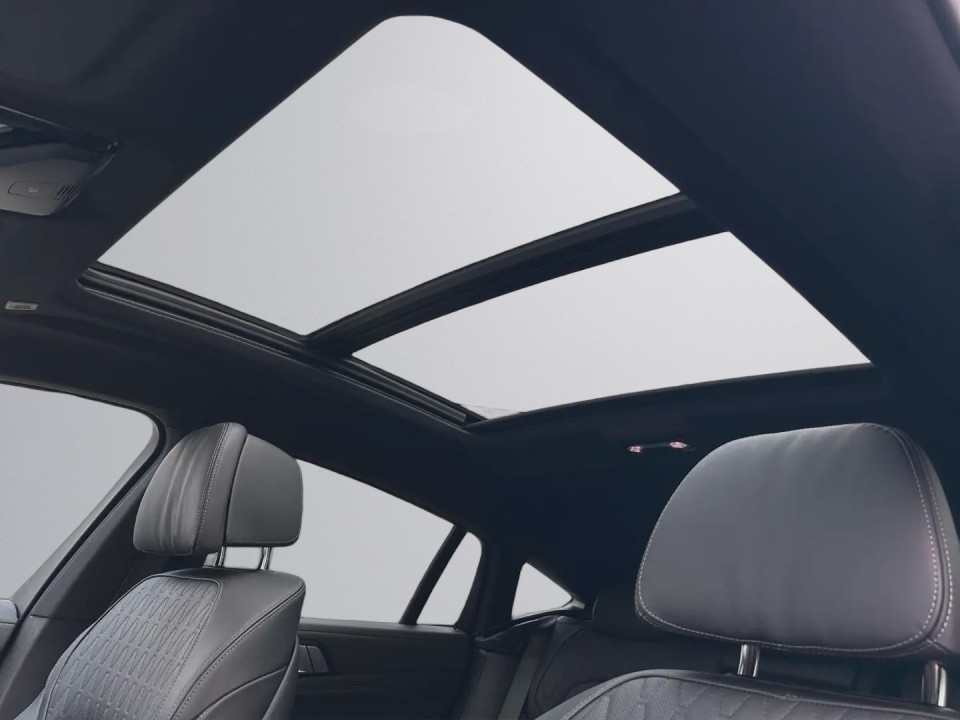 BMW X6 40i xDrive M-Sport - foto 13