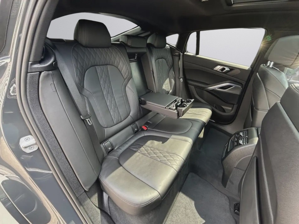BMW X6 40i xDrive M-Sport - foto 11