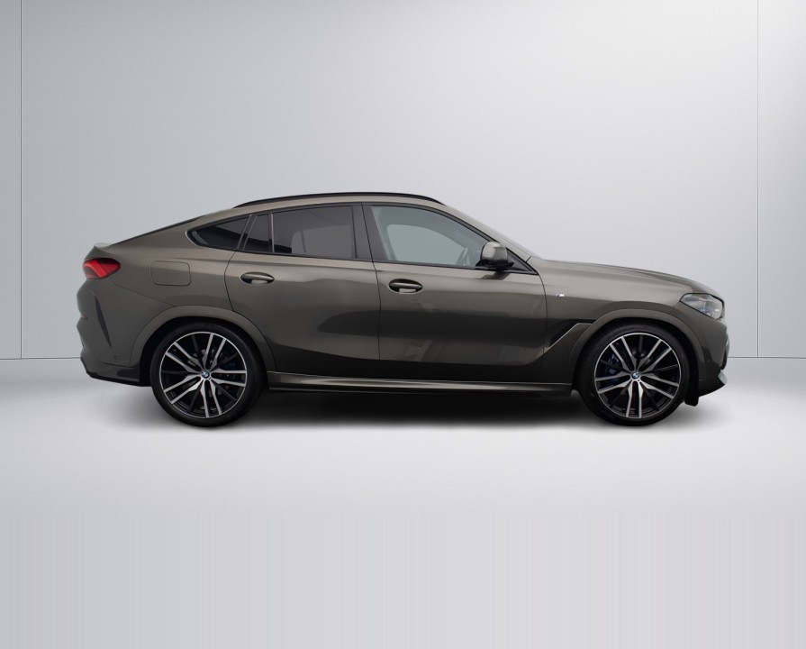 BMW X6 40i xDrive M-Sport (3)