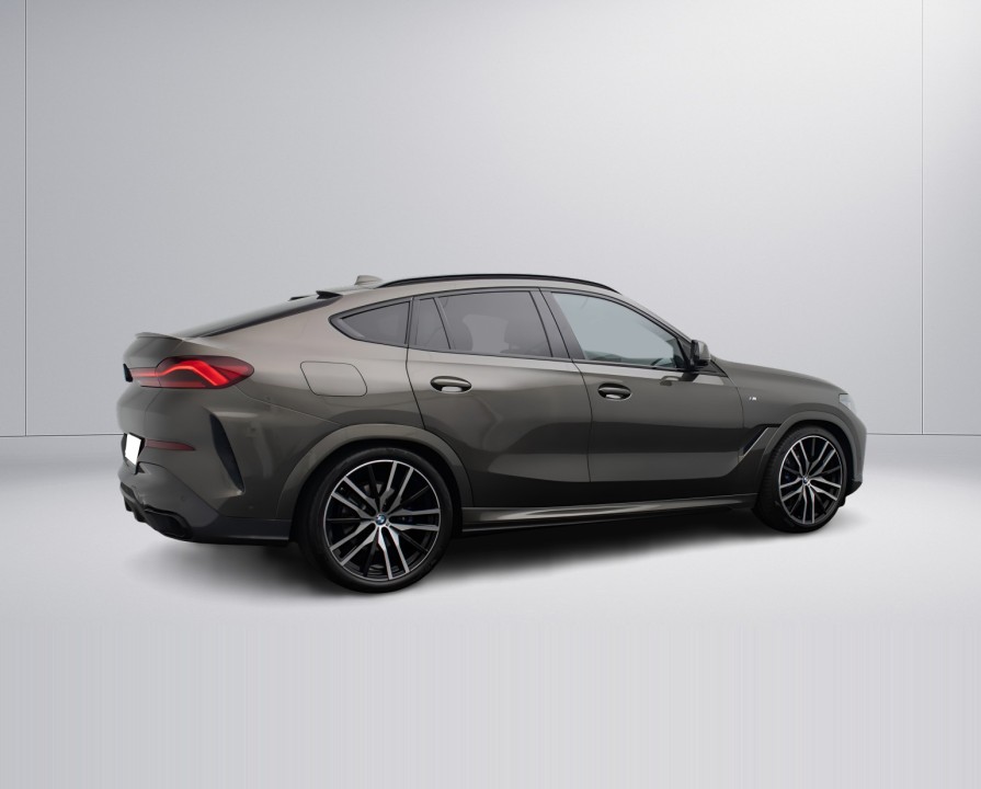BMW X6 40i xDrive M-Sport (4)