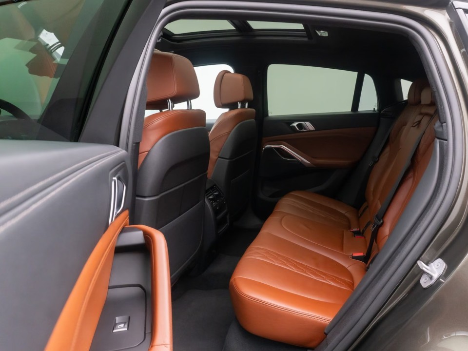 BMW X6 40i xDrive M-Sport - foto 30