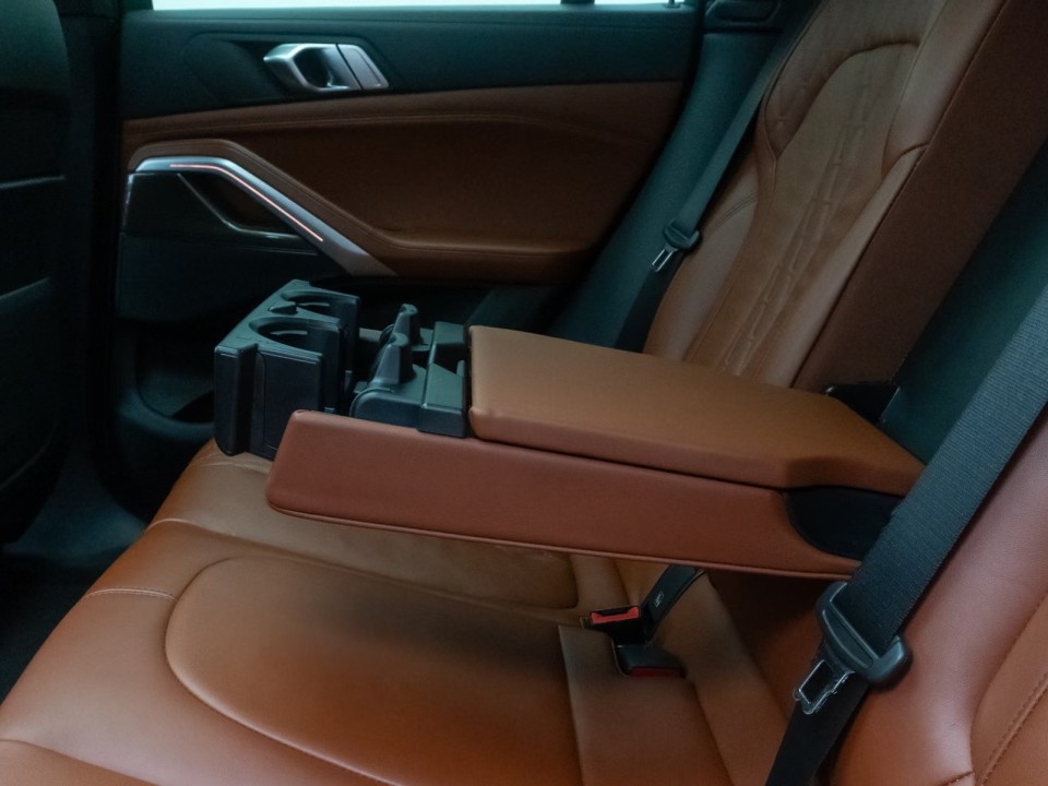 BMW X6 40i xDrive M-Sport - foto 31