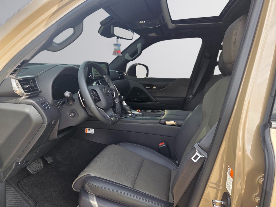 Lexus Seria LX 700h Overtrail - foto 8