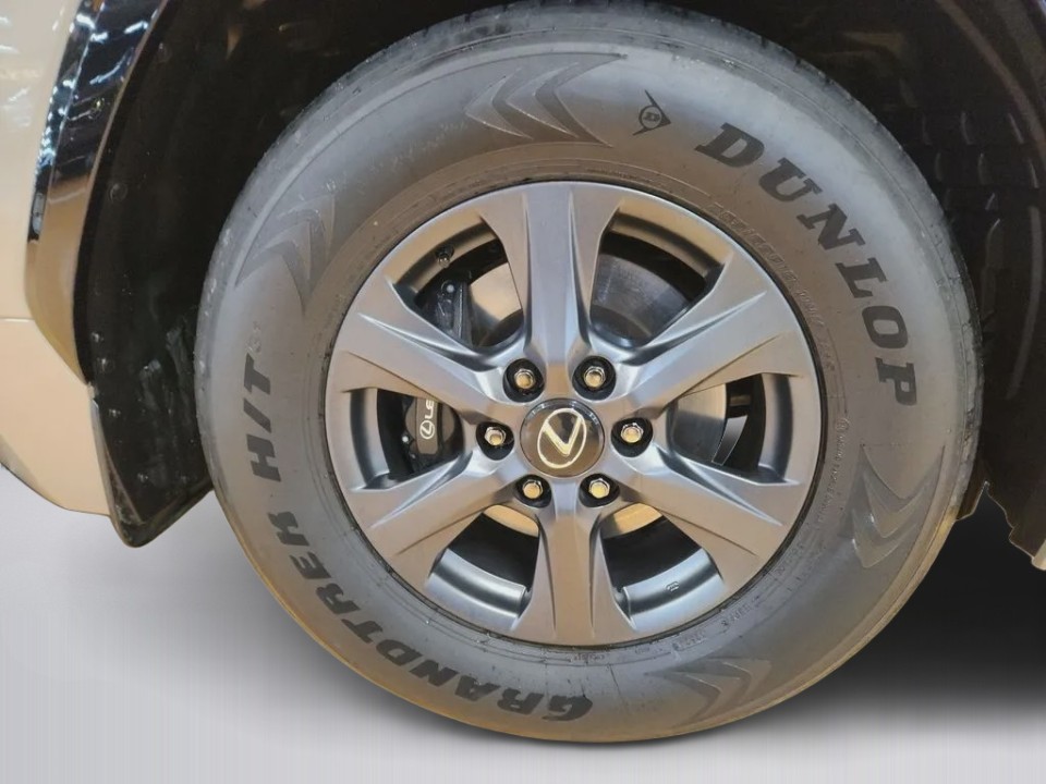 Lexus Seria LX 700h Overtrail - foto 18