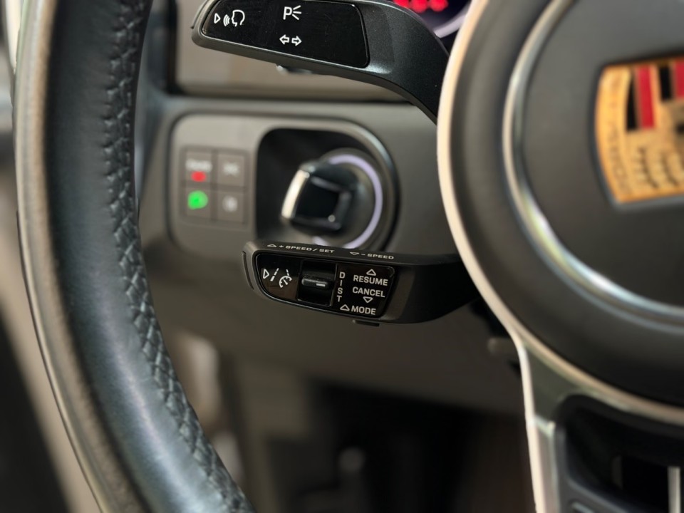 Porsche Cayenne Coupe - foto 16