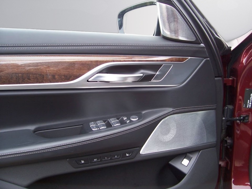 BMW Seria 7 745Le xDrive M-Sport - foto 24
