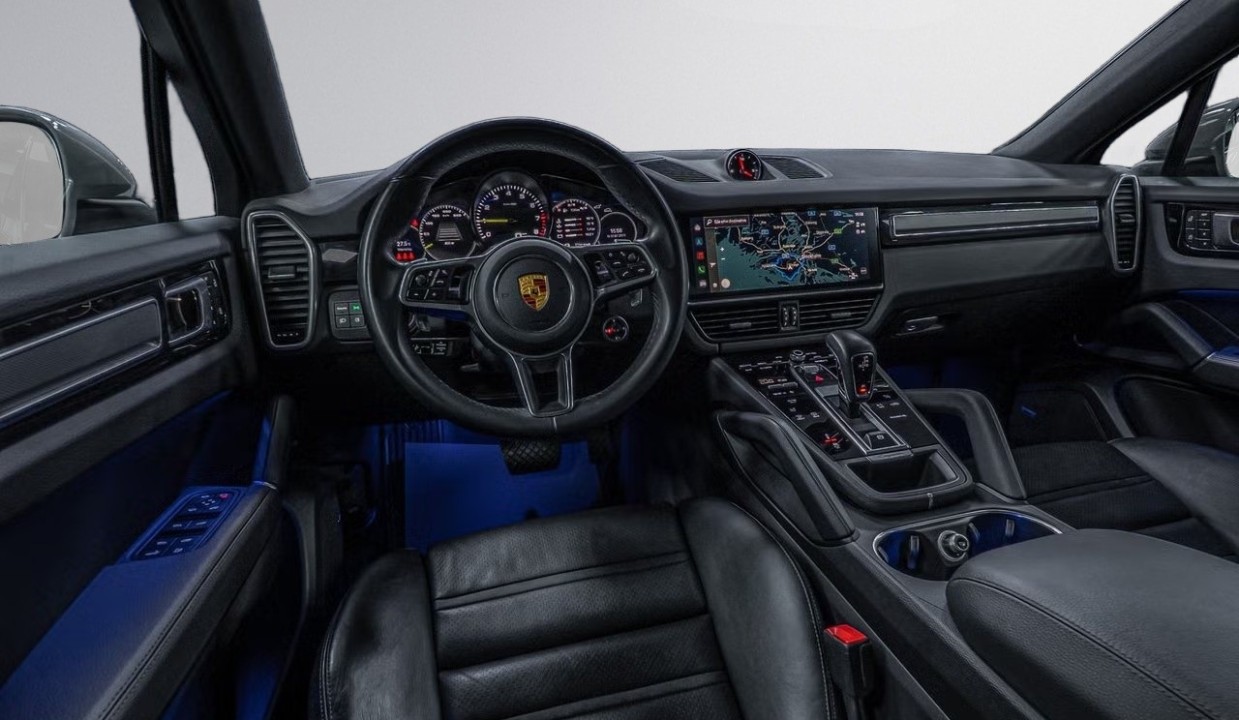 Porsche Cayenne Coupe E-Hybrid Platinum Edition - foto 11