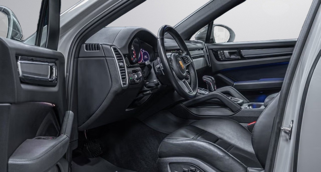 Porsche Cayenne Coupe E-Hybrid Platinum Edition - foto 7
