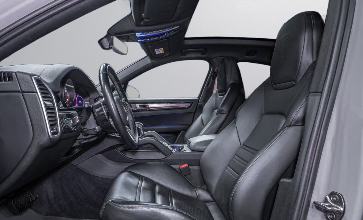 Porsche Cayenne Coupe E-Hybrid Platinum Edition - foto 8