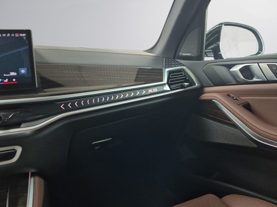BMW X5 M-Sport 040i xDrive - foto 10