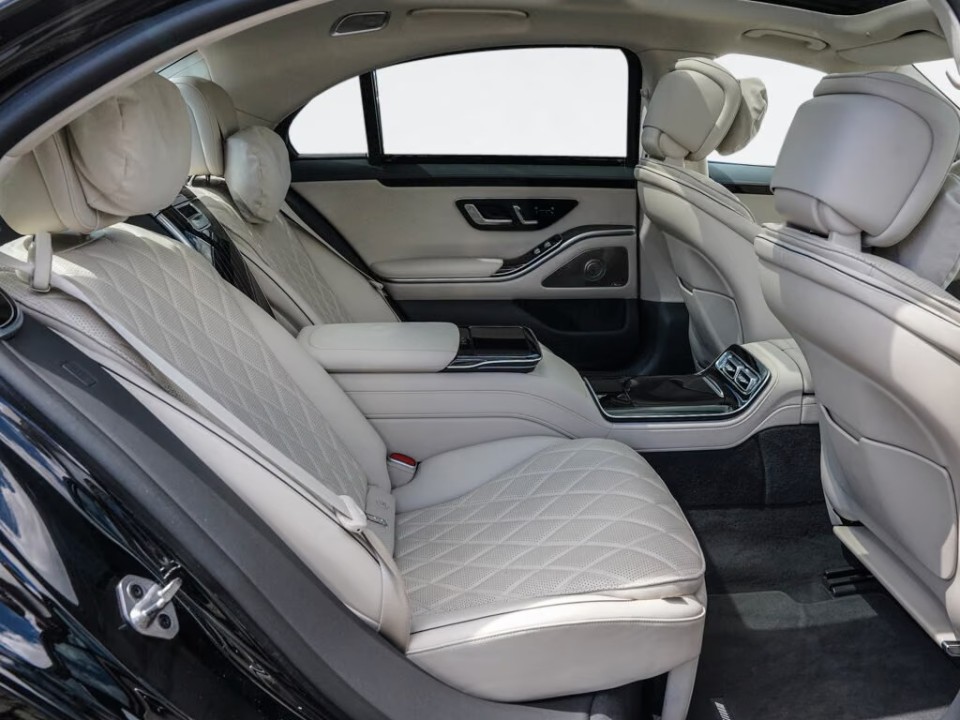 Mercedes-Benz S 350d 4MATIC AMG Line (4)