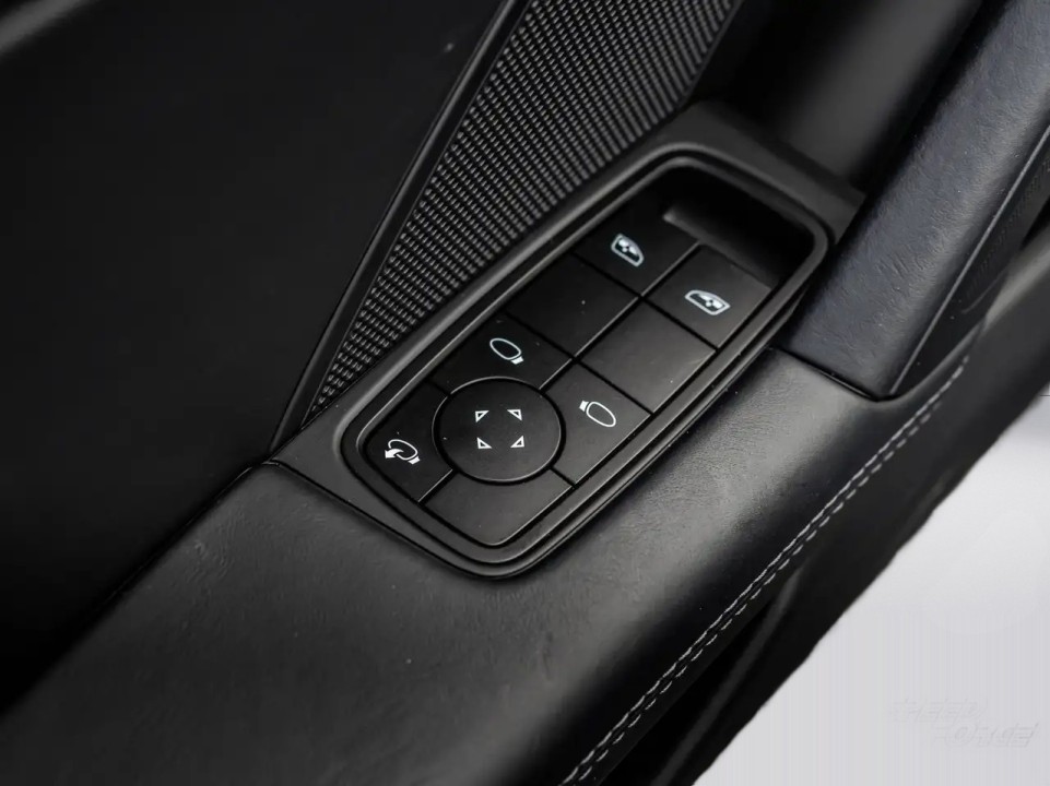Porsche 911 - foto 29