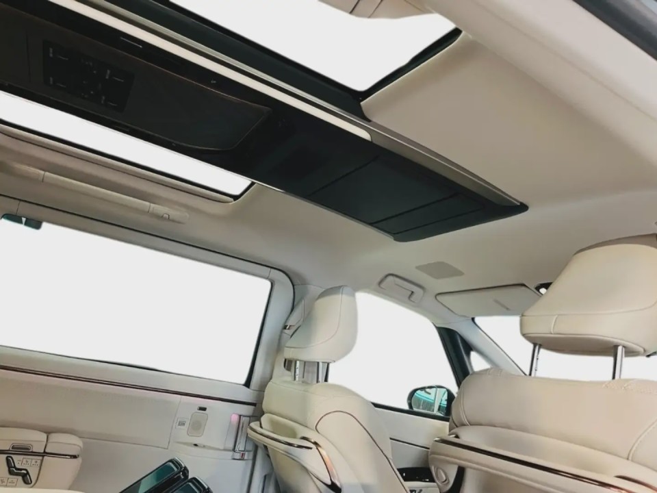 Lexus LM 350h E-FOUR Executive - foto 13