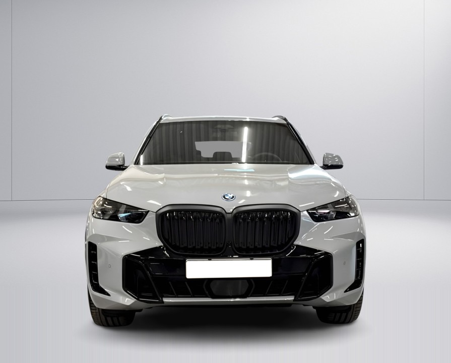 BMW X5 50e xDrive M-Sport (2)