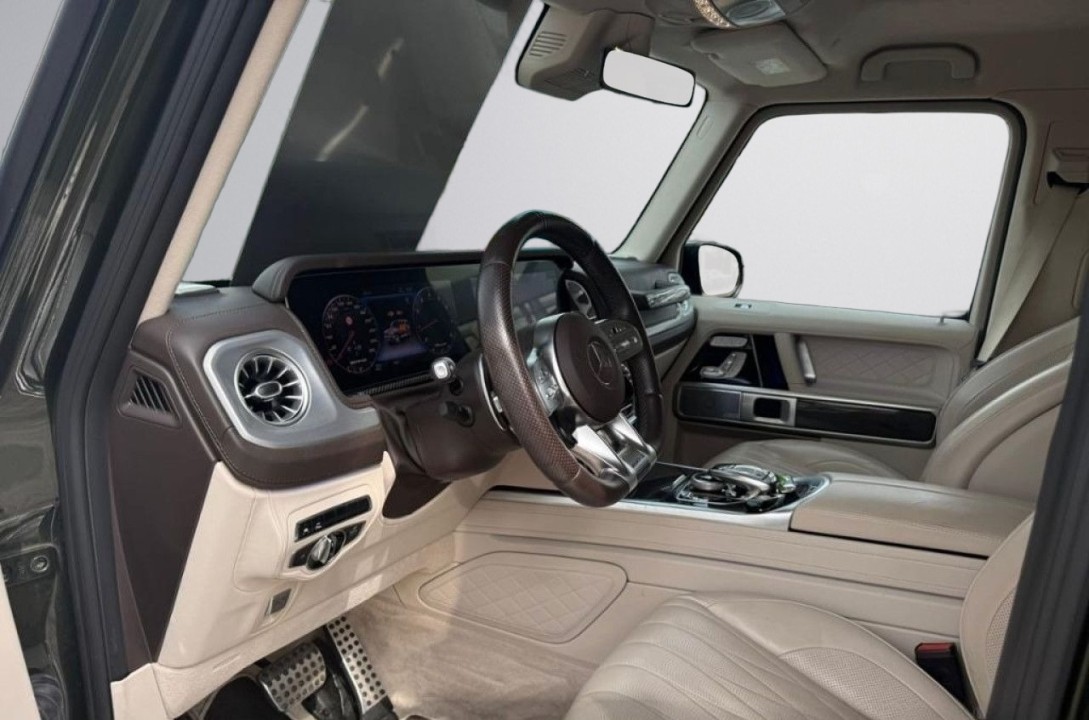 Mercedes-Benz G 63 AMG - foto 12