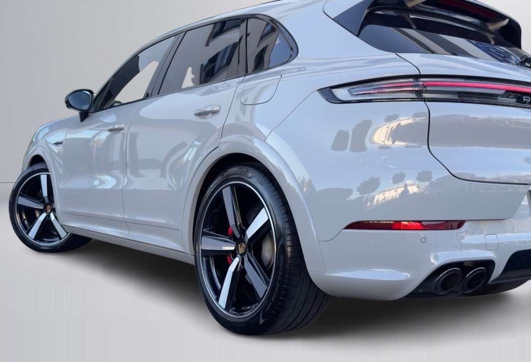 Porsche Cayenne S E-Hybrid - foto 71